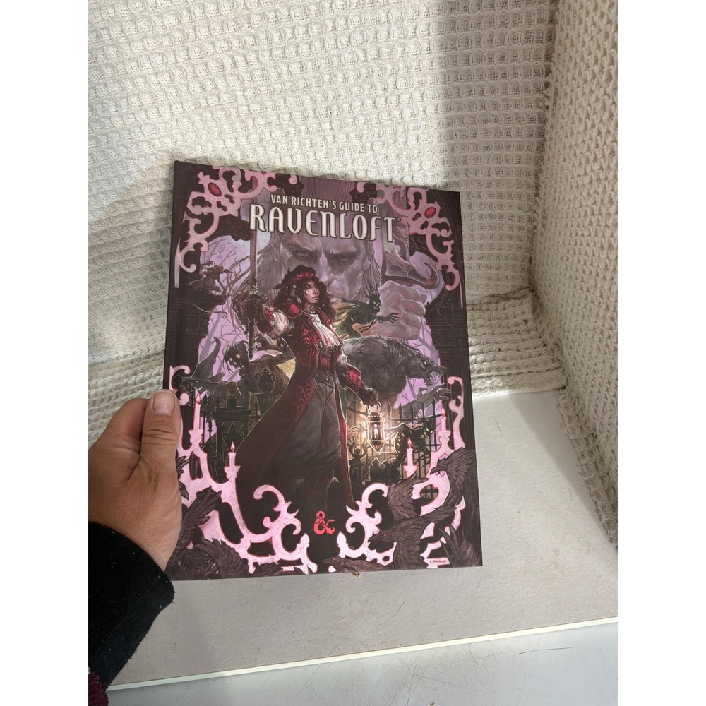 Gothic Horror Unisex Wizards of the Coast Ravenloft Guide Book OS Pink Black